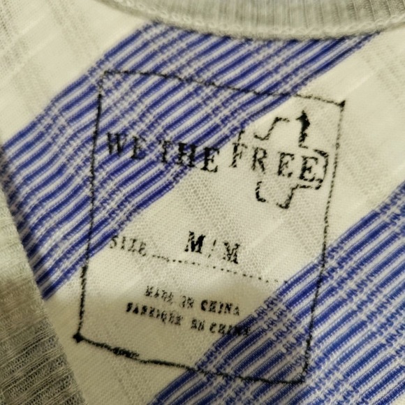 We The Free asymmetrical long tank size medium blue stripes side scoop - Picture 3 of 7